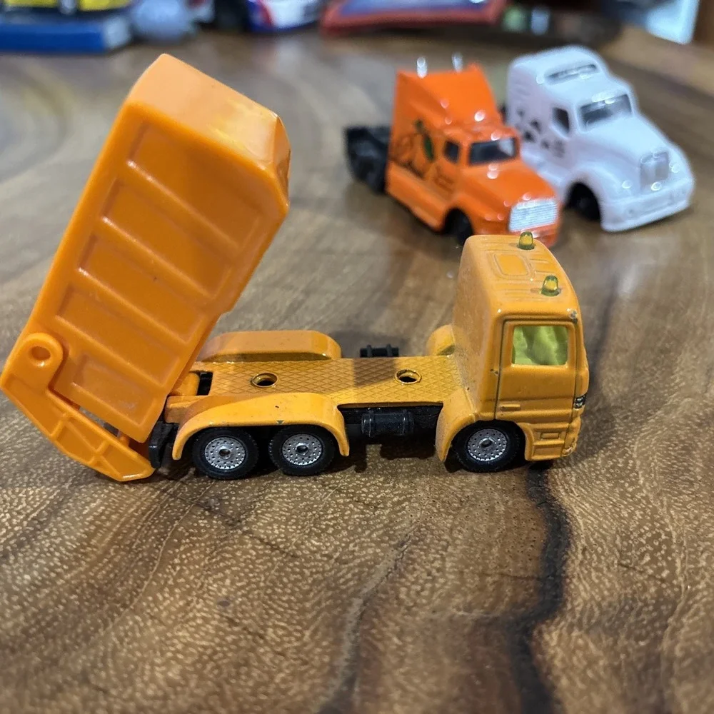 Toy Truck Lot - SIKU Mercedes Actros Garbage Truck & Road Champs Micro Semis
